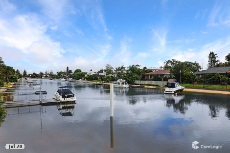 37 Holland Ct, Broadbeach Waters, QLD 4218