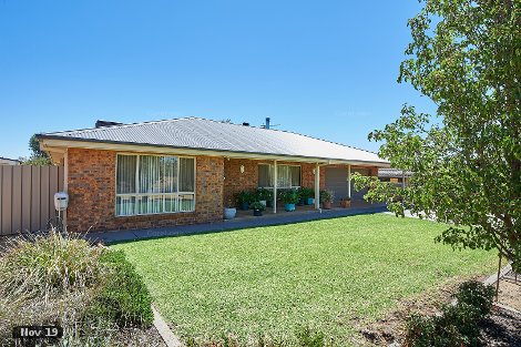 32 Booth St, Coolamon, NSW 2701