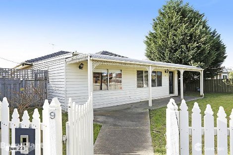 9 Fellmongers Rd, Breakwater, VIC 3219