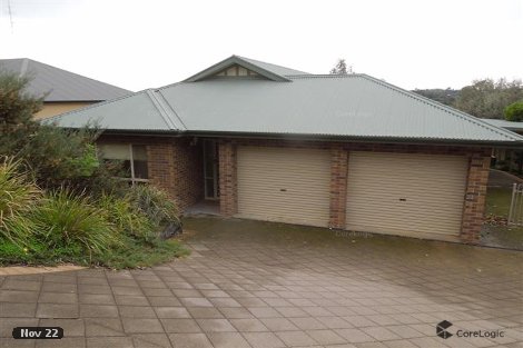 11 Bindarrah Rd, Clare, SA 5453