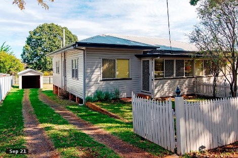 297 Hume St, South Toowoomba, QLD 4350