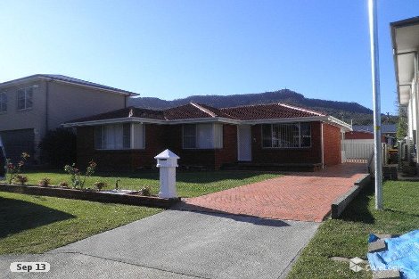 18 Rae Cres, Balgownie, NSW 2519