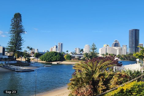 61 Hooker Bvd, Broadbeach Waters, QLD 4218