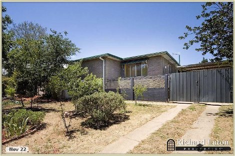 12 Broadbent St, Scullin, ACT 2614