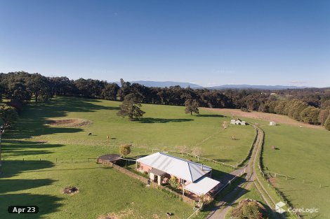 70 Tschampions Rd, Macclesfield, VIC 3782