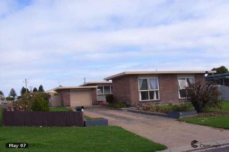 18 Roberts Ave, Port Fairy, VIC 3284