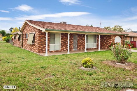 7 Wagonia Dr, Kootingal, NSW 2352