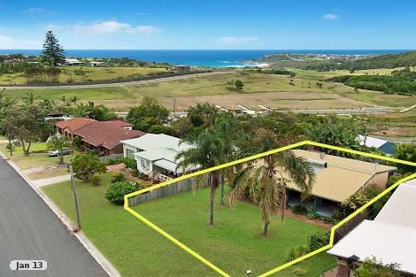 19 Blue Seas Pde, Lennox Head, NSW 2478