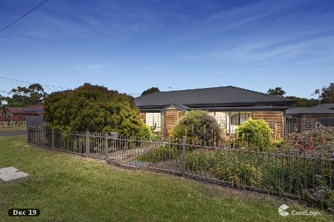 11 Reynolds Gr, Romsey, VIC 3434