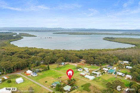 13 Petunia St, Russell Island, QLD 4184