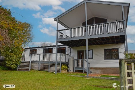 22 Oaks Ave, Tuross Head, NSW 2537