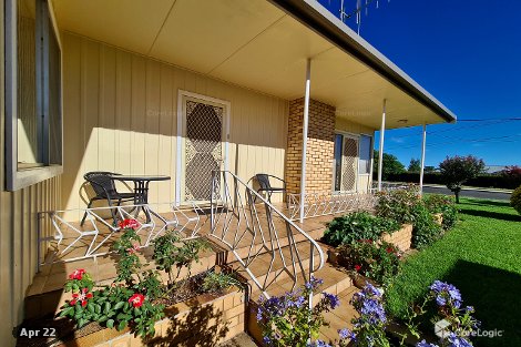 11 Brolgan Rd, Parkes, NSW 2870