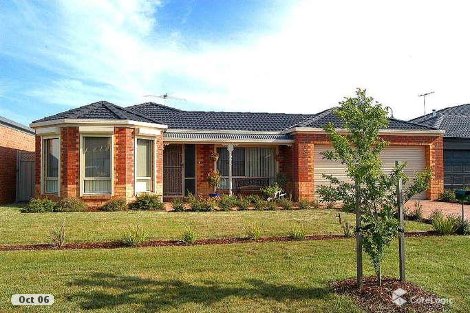 3 Weathertop Way, Cranbourne East, VIC 3977