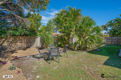 35 Bombala Cres, Rainbow Beach, QLD 4581