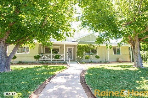 152 Dandaloo St, Narromine, NSW 2821