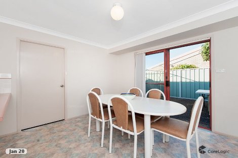 4/5 Crystal Cl, Fingal Bay, NSW 2315