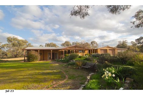 232 Somerset Park Rd, Junortoun, VIC 3551