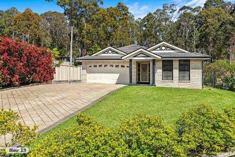 16 Canning Cres, Sunshine Bay, NSW 2536