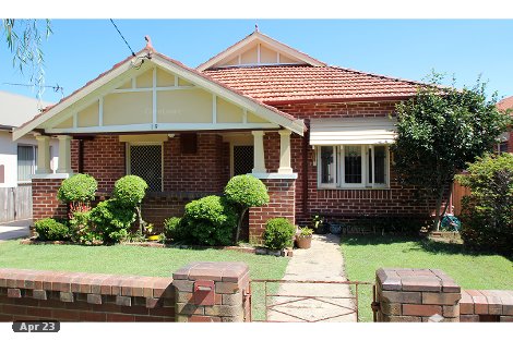 19 Hebburn St, Hamilton East, NSW 2303