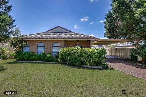 15 Wintaroo Cres, St Helens Park, NSW 2560