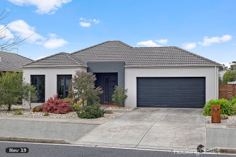 69 Faversham Ave, Lake Gardens, VIC 3355