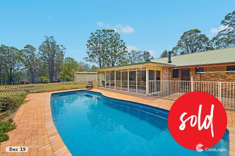 252 Long Point Dr, Lake Cathie, NSW 2445