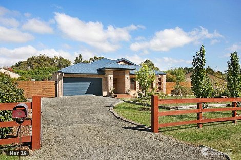 12 Blackmore Rd, Woodend, VIC 3442