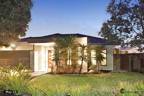 17 Westbridge Ct, Waterways, VIC 3195