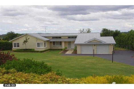 22 Caernarvon Cl, Kirkham, NSW 2570