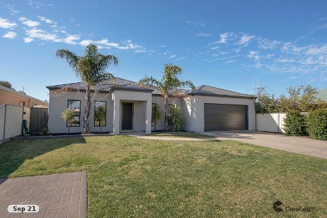 17 Dellar St, Swan Hill, VIC 3585