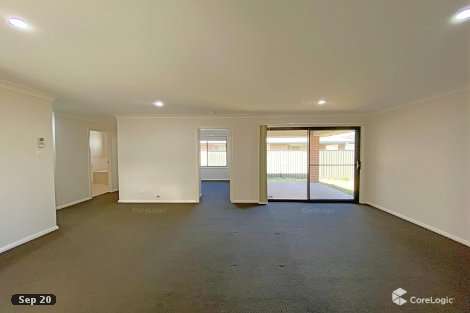 26/1 Reginald Dr, Kootingal, NSW 2352