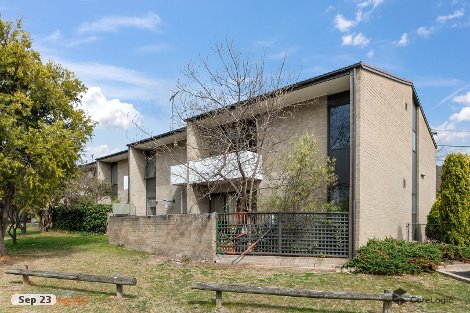 6/7 Mcgee Pl, Pearce, ACT 2607