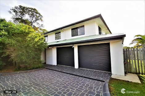 2/112 Colyton St, Torquay, QLD 4655