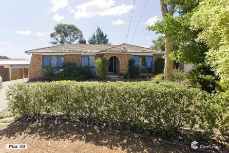 12 Robertson St, Queanbeyan West, NSW 2620