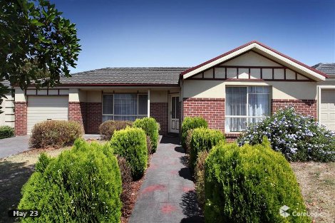 33 Goulburn Cct, Caroline Springs, VIC 3023