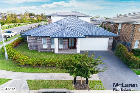 8 Dogwood Cres, Denham Court, NSW 2565