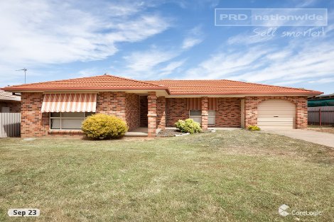 60 Dalman Pkwy, Glenfield Park, NSW 2650