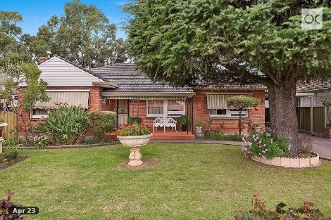 30 Gurrs Rd, Kensington Park, SA 5068