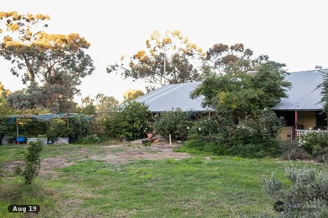 151 Tamma Rd, Bakers Hill, WA 6562