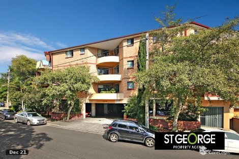 8/22-40 Sarsfield Cct, Bexley North, NSW 2207