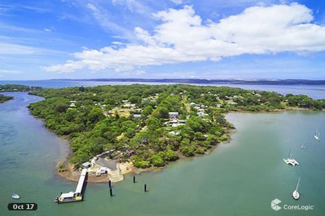 15 Helen Pde, Lamb Island, QLD 4184