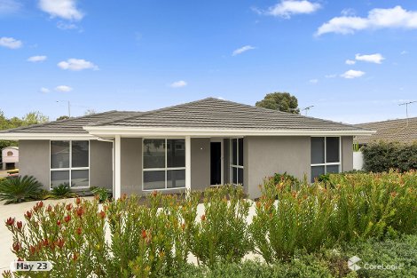 1/8 Pike Pl, Bacchus Marsh, VIC 3340