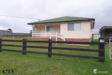 19 Polsons Rd, Oxley Island, NSW 2430