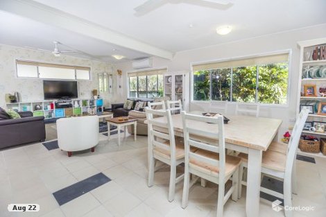 6 Hall Rd, Elimbah, QLD 4516