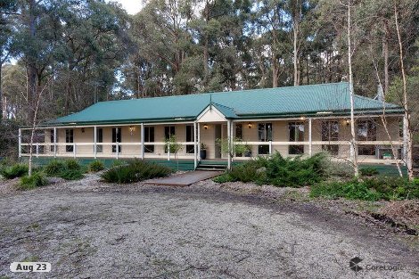 18 George St, Kinglake, VIC 3763