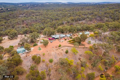 118 Railway Rd, Clackline, WA 6564