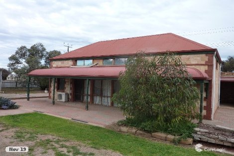 2 First St, Quorn, SA 5433