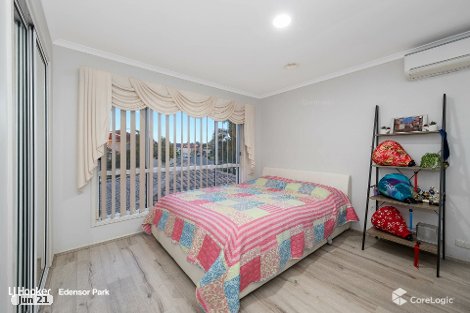 5 Christmas Pl, Green Valley, NSW 2168