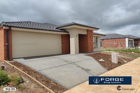 5 Longtown Rd, Thornhill Park, VIC 3335