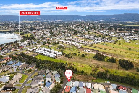 2 Lakeline Dr, Kanahooka, NSW 2530